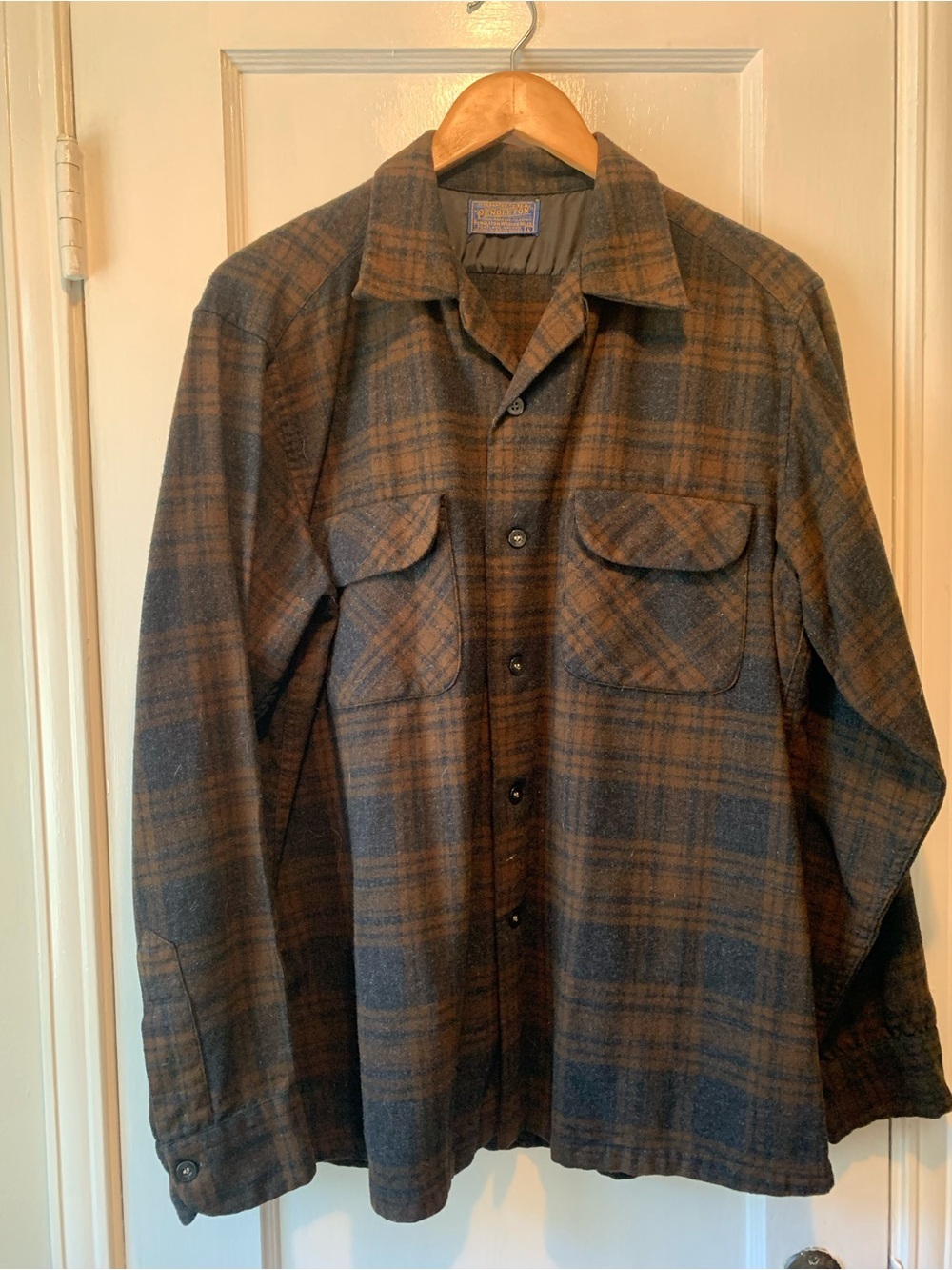 Vintage Pendleton Board Shirt Brown Plaid Wool Men’s Large 100% Virgin Wool 60s